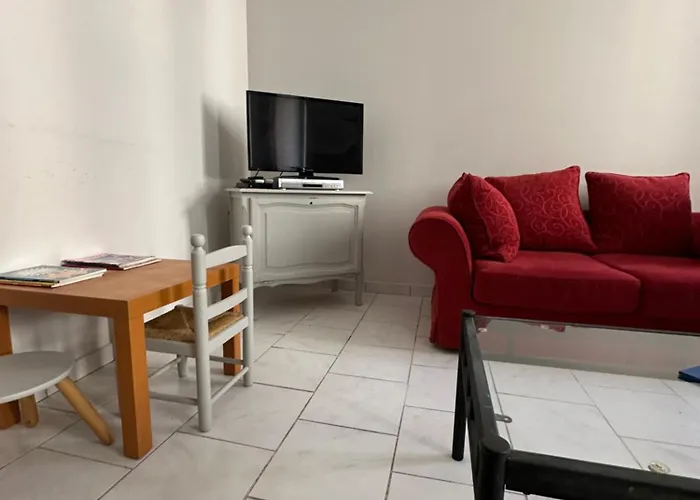 L Escale Ardéchoise Ardèche Stopover Сasa de vacaciones *
